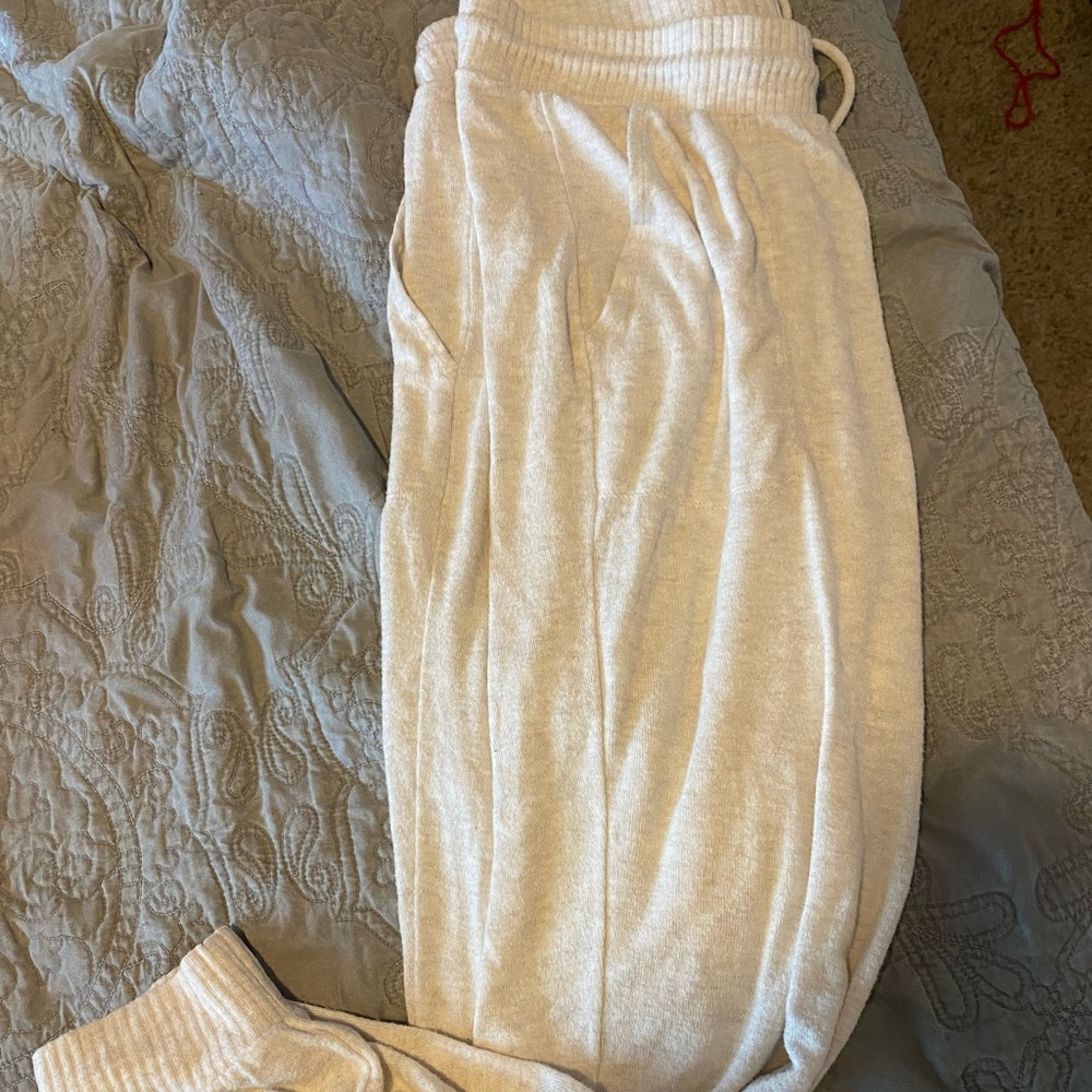Women’s soft creamy joggers